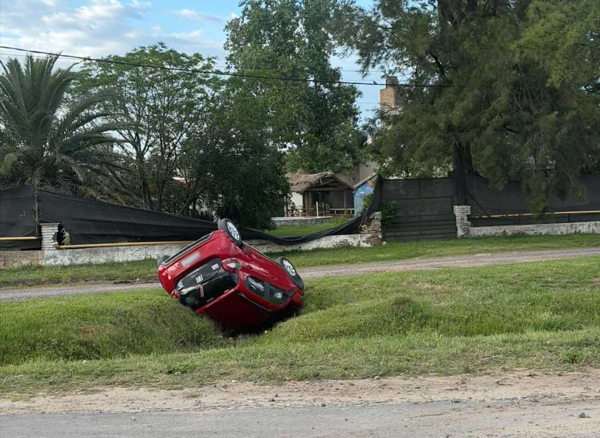 "Funes, la ciudad con más lomos de burros en el país": Roly Santacroce pidió “sacar la pata del acelerador”
